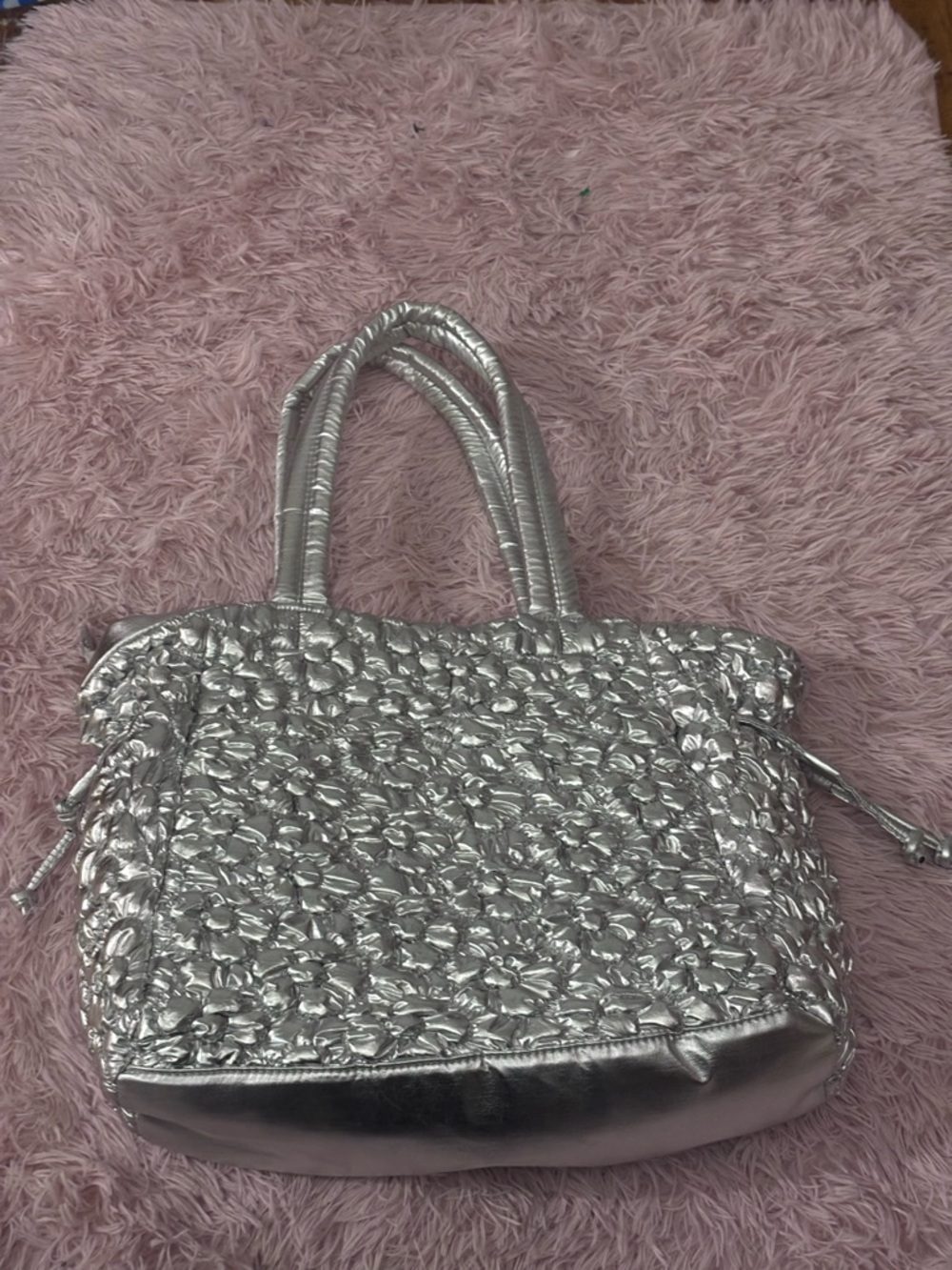 Silver Quilted Tote Bag - Wildfox - Picture 2 of 7